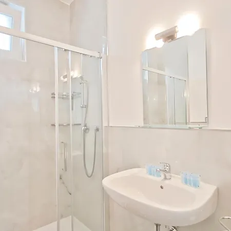 Vibes Apartment Bari